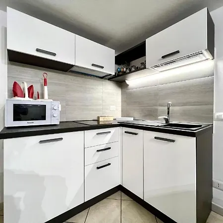 Lovely House Apartment *